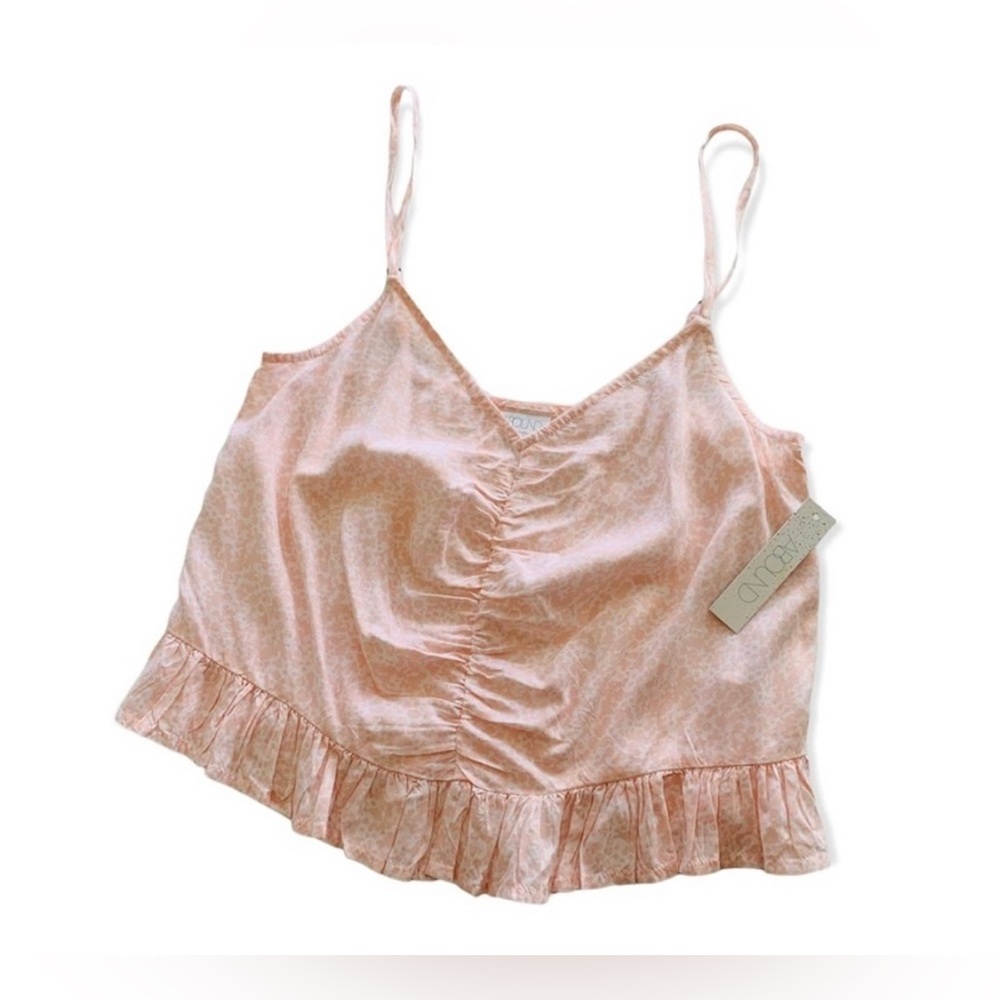 NWT Abound Pink and White Mini Moo
Dot Print Ruched Crop Tank Top Size small